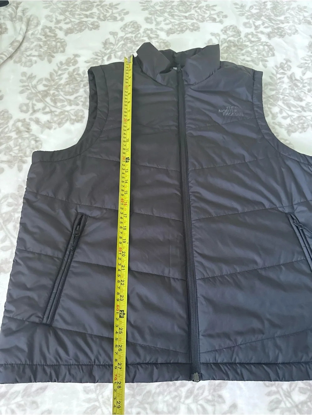 The North Face Men's Black Puffer Vest
